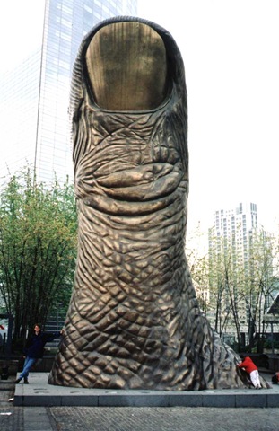 [giant-thumb[5].jpg]