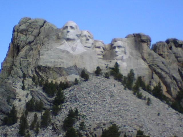 [Mount Rushmore[4].jpg]