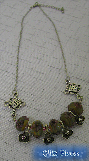 sweet violets necklace