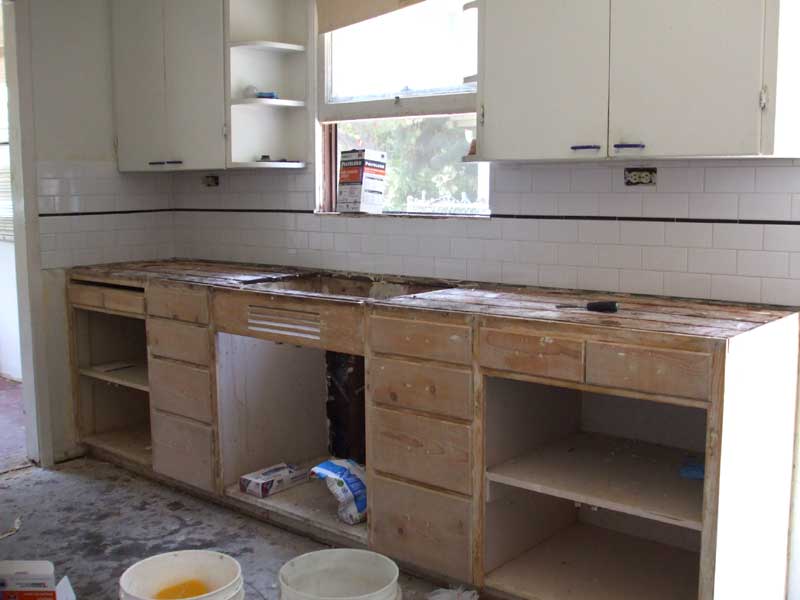 [kitchen05.jpg]