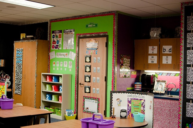 [classroom5[3].jpg]