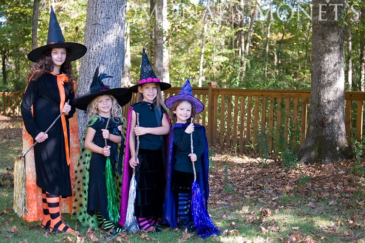 Four witches blog