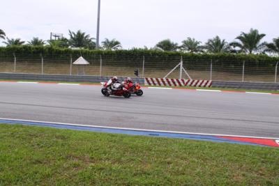[IMG_0218_400x267[2].jpg]