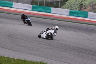 [IMG_0390_400x267[2].jpg]