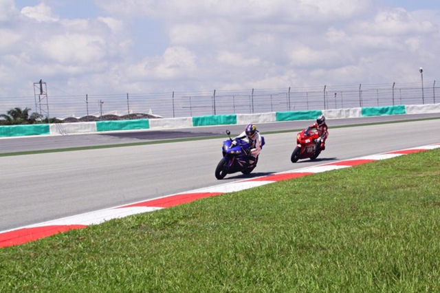 [IMG_0214edit_800x533[3].jpg]