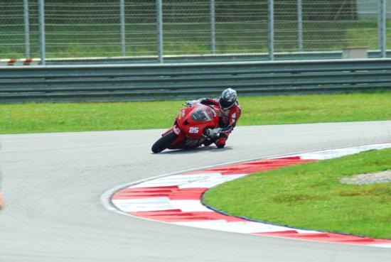 [DSC_0413_550x369[2].jpg]