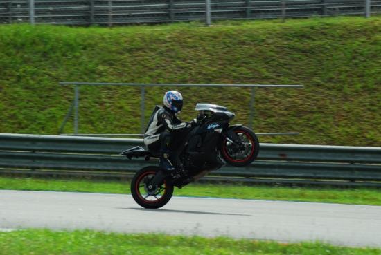 [DSC_0678_550x369[2].jpg]