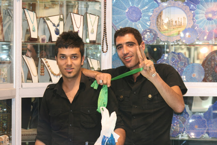 Iranian democracy supporters photographed by the author.