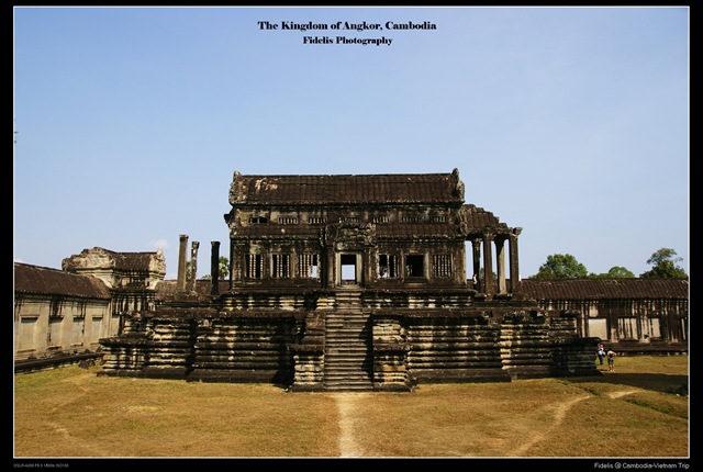[angkor383.jpg]