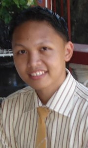 kenneth.jpg