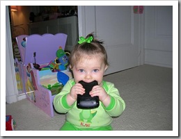 baby äter blackberry