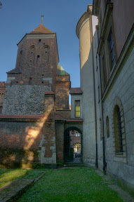 DSC_7849_50_tonemapped.jpg