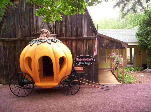 [Pumpkin coach[3].jpg]