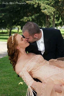 kiss in the park