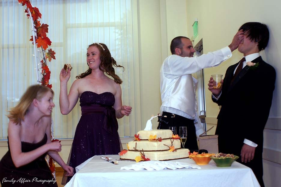 [wedding cake 2[4].jpg]