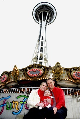 Seattle Family Portrait _ Seattle Center_ Photographer Family Affair Photography