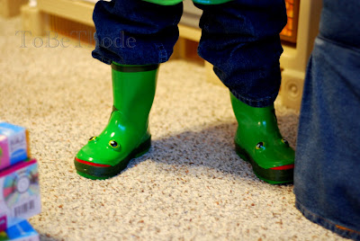 kidorable, kidorable.com, frog rain boots
