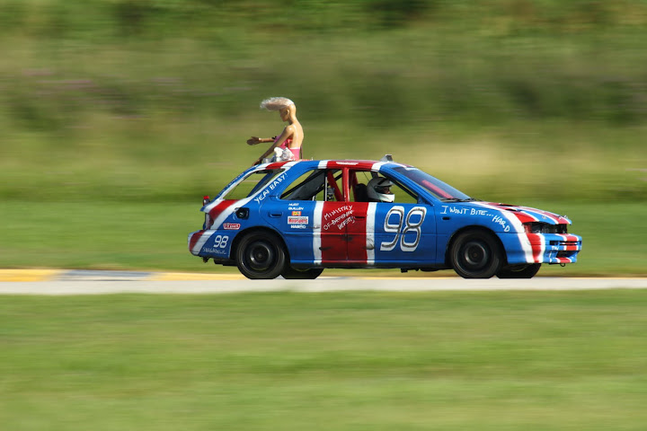 IMAGE: http://lh4.ggpht.com/_WsLuAe3fKfg/TI2MC-HXOAI/AAAAAAAAMqE/6PYxFXp2qmI/s720/IMG_1671.JPG