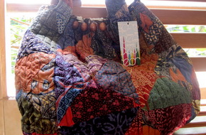 Tas Batik: Biru “U”