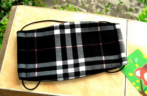 Masker Black-Tartan