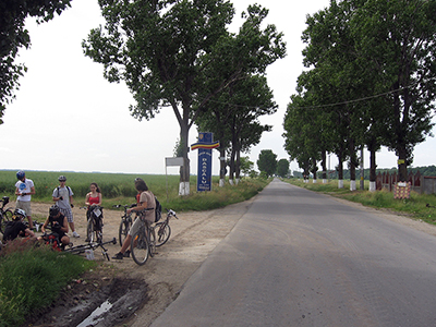 let's bike it vlad dulea geo atreides a doua editie ecologie romania peisaje