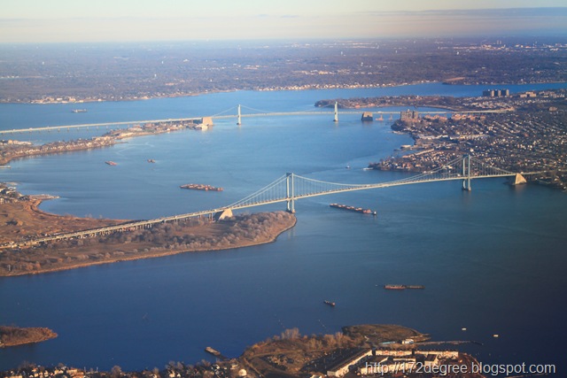 [newyork 1057[3].jpg]