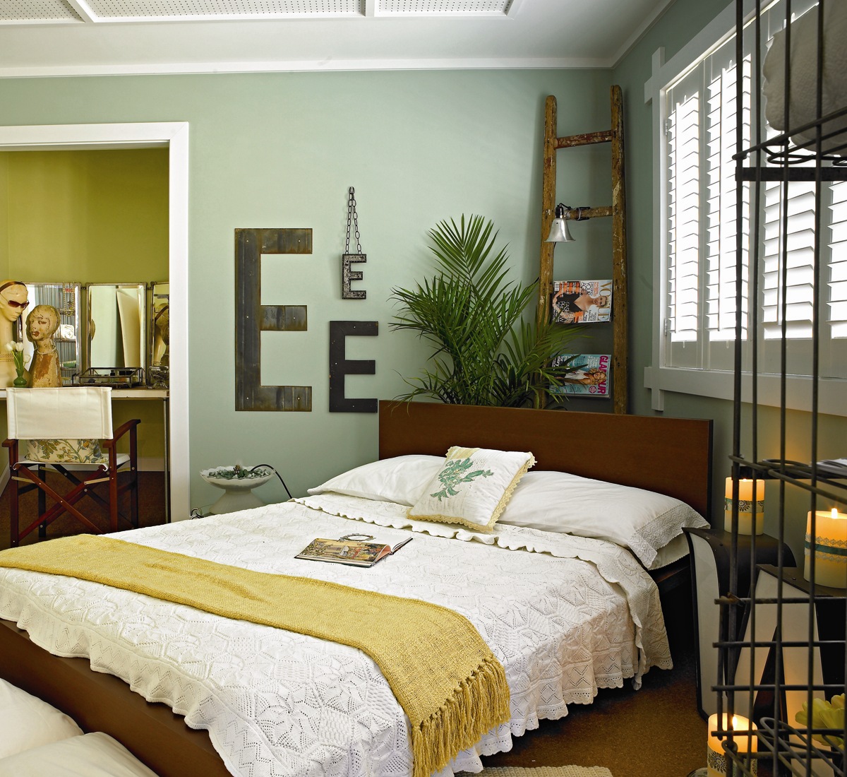 [JunkBeautifulPg.116-Bedroom(after)[3].jpg]