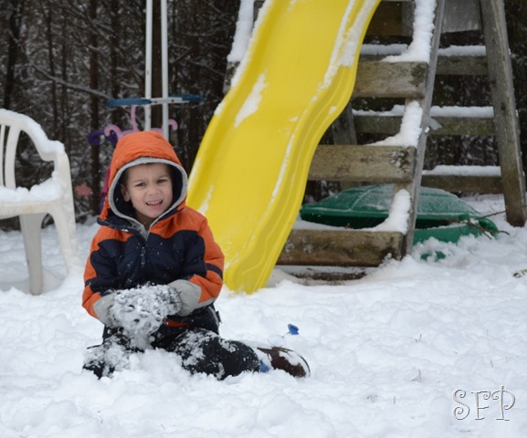 [Kids at Schoen's and in the Snow 037[9].jpg]