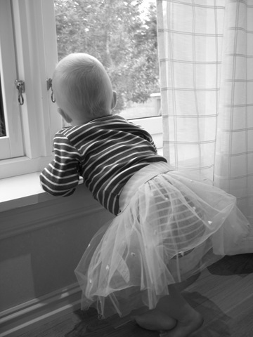 [ballerina[3].jpg]