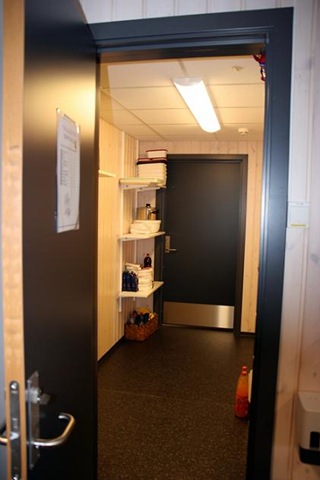 [October 2010 026-2[3].jpg]