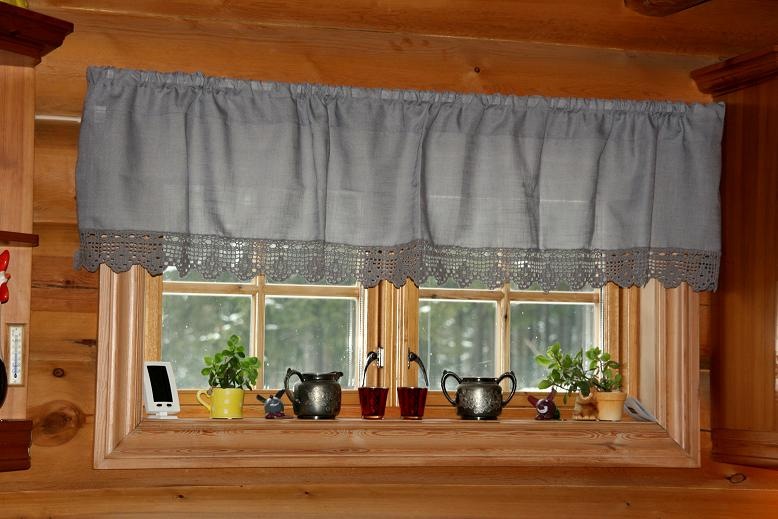 [curtains2[4].jpg]