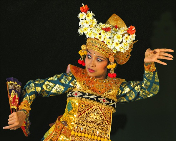 [Legong Kuntul half body sm[3].jpg]