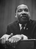 [120px-Martin-Luther-King-1964-leaning-on-a-lectern[4].jpg]