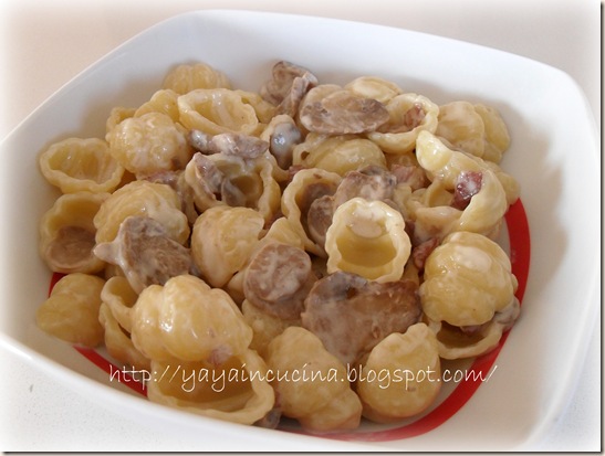 Pasta con pancetta e funghi 005 Pasta con pancetta e funghi 005