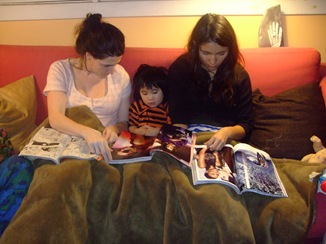 12-03-08 aunties and ff reading1