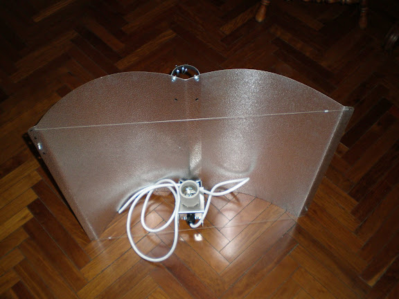http://lh4.ggpht.com/_XVQAnurxTAo/SRRute0G3rI/AAAAAAAAAOA/RgKGFXsiAIQ/s576/PB070017.JPG