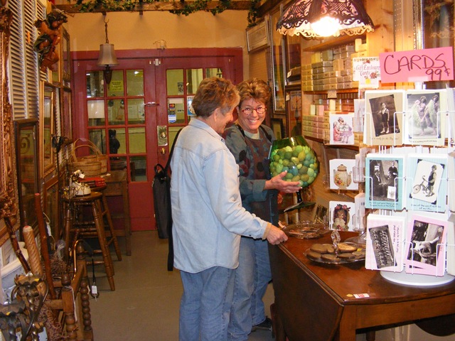 [Antiqueing in Kalama WA[3].jpg]