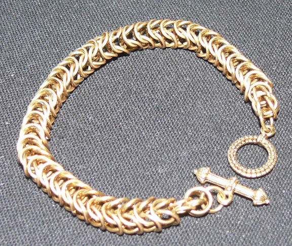*Queen Bee* DIY Bracelet - Chainmaille