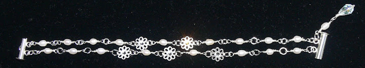 *Daisy Chain* FW Pearl Bracelet