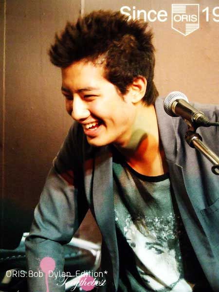 รูปภาพ เป้ อารักษ์ คุณชายสุดหล่อ มาดเซอร์