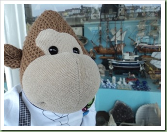 Window Shopping in Brixham