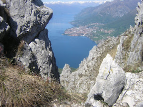Uno sguardo al crestone disceso