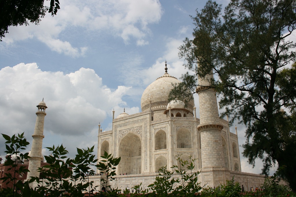 [Inida Office and Taj 150[1].jpg]