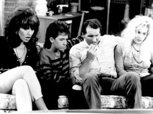 Married with Children 1987-95 Al Bundy (Ed O`Neil) Peggy (Katey Sagal) Kelly (Christina Applegate) Bud (David Faustini).jpg