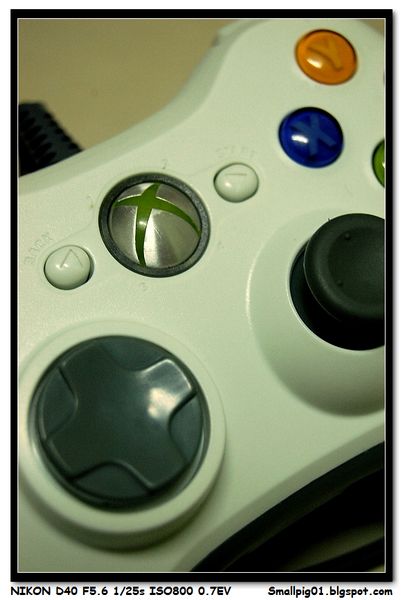 Microsoft Xbox360 & PC 兩用有線遊戲控制手把