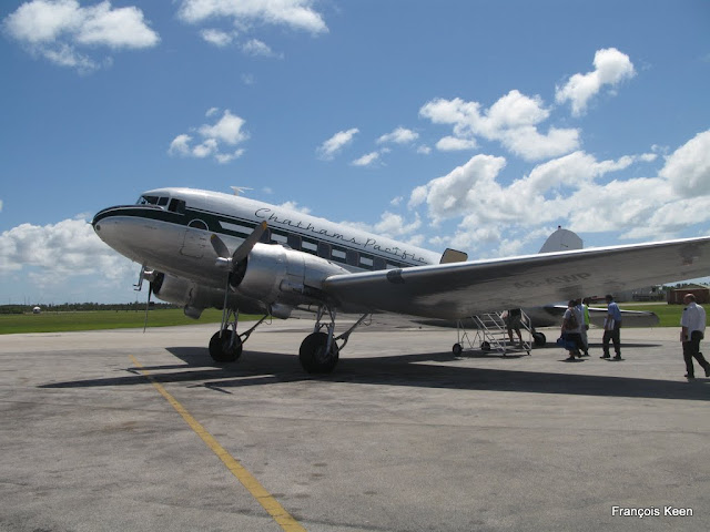 Tonga - DC3 plane @ Nuku'Alofa domestic airport