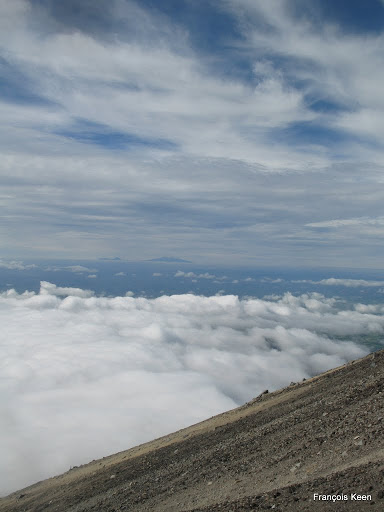 NZ - Mt Taranaki - summit track - North Ridge track