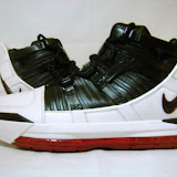 Nike Zoom LeBron III Showcase