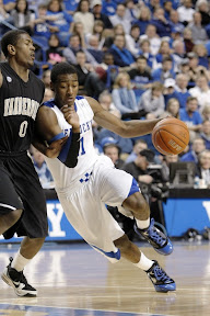 wearing brons kentucky lebron7 inauguration 02 Wearing Brons   Kentucky Wildcats Debut Nike Max LeBron VII PEs