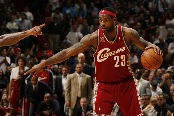 LeBron and Co Still 1 in the NBA Cavaliers Win Nine in a Row